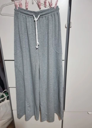 Spodnie dresowe M, état: Neuf sans étiquette, taille: M / 38 / 10, 8,00 €, 9,10 € Protection acheteurs incluse