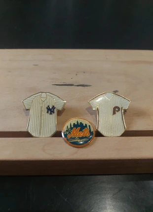 Lots pins mlb ligue baseball américaine vintage, marque: MLB, état: Très bon état, 9,00 €, 10,15 € Protection acheteurs incluse