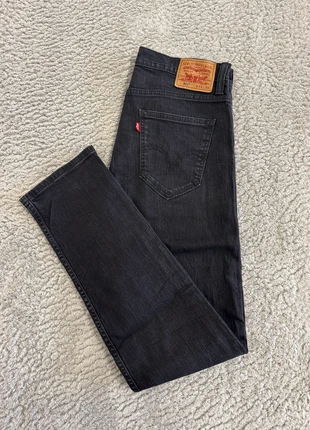 Jean Levi’s 521 Vintage 00s noir - Slim Taper - W33L34 (FR42/44), marca: Levi's, estado: Muito bom, tamanho: PT 42 | W33, €29.99, €32.19 inclui Proteção do Comprador Pro