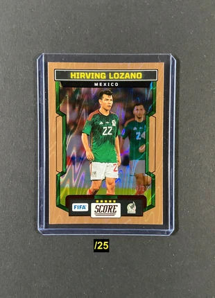 2023-24 Panini Score FIFA Soccer Hirving Lozano Numbered /25 Mexico, merk: Panini, staat: Nieuw zonder prijskaartje, € 2,99, € 3,84 inclusief Kopersbescherming