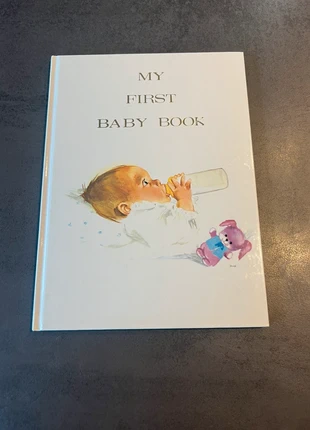 My first baby book - english, condizioni: Nuovo senza cartellino, €2.50, €3.33 include la Protezione acquisti