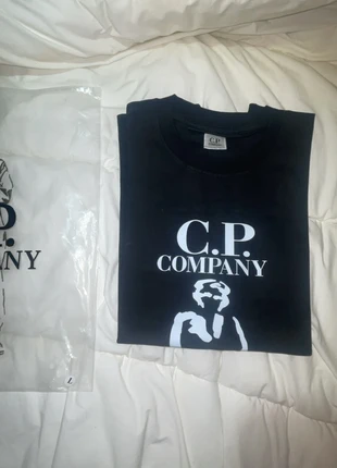 T-shirt cp, brand: C&P, condizioni: Nuovo con cartellino, taglia: L, €19.99, €21.69 include la Protezione acquisti