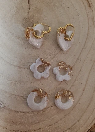 Créoles coeurs dorés acier inoxydable Pampilles interchangeables blanches feuilles d'or, marque: Boucles d'oreilles blanches, état: Très bon état, 15,00 €, 16,45 € Protection acheteurs (Pro) incluse