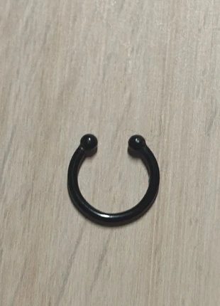 Nep septum piercing, merk: Source Unknown, staat: Nieuw zonder prijskaartje, € 2,00, € 2,80 inclusief Kopersbescherming