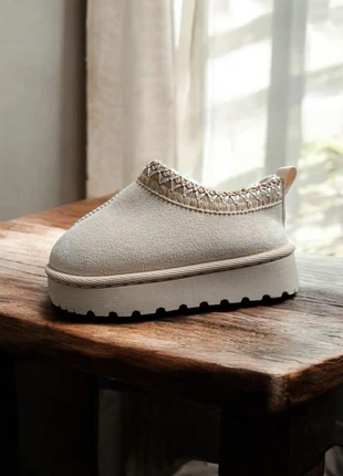 Boots fourrées, marque: Rock and Joy, état: Neuf sans étiquette, taille: 27, 12,00 €, 13,30 € Protection acheteurs incluse