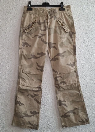 💚 Pantalon camouflage Yes! Miss Basics – Taille S, marque: Yes Miss, état: Très bon état, taille: S / 36 / 8, 5,00 €, 5,95 € Protection acheteurs incluse