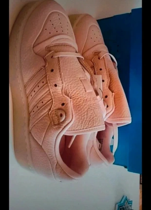 Zapatillas míticas históricas Adidas Rivalry Lux Low leather Pink NBA classics vintage, brand: adidas, condizioni: Nuovo con cartellino, taglia: 47, €45.00, €47.95 include la Protezione acquisti