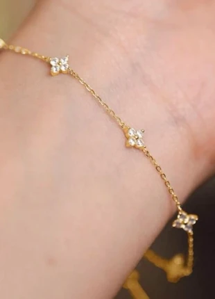 Bracelet Fin Doré avec plusieurs Cristaux Blancs en Acier Inoxydable, marque: La Dame Aux Joyaux, état: Neuf sans étiquette, 12,90 €, 14,25 € Protection acheteurs incluse