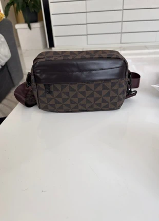 Sacoche Bandoulière Rétro Marron – Léger & Motifs Géométriques, condition: Very good, €8.00, €9.10 includes Buyer Protection Pro