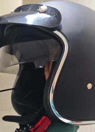 Casco moto KUM, brand: Kum, condizioni: Ottime, €75.00, €79.45 include la Protezione acquisti