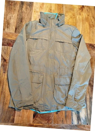 Parka tommy hilfiger mi saison, marque: Tommy Hilfiger, état: Très bon état, taille: S, 35,00 €, 37,45 € Protection acheteurs incluse