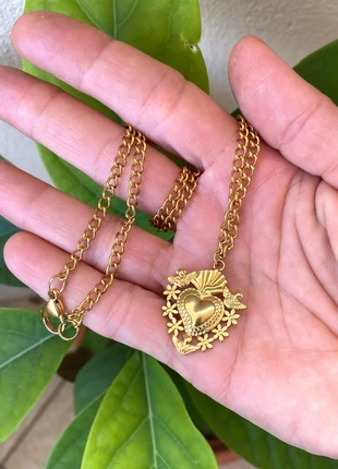 Collana cuore sacro in acciaio, brand: Cuore, condizioni: Ottime, €6.50, €7.53 include la Protezione acquisti Pro