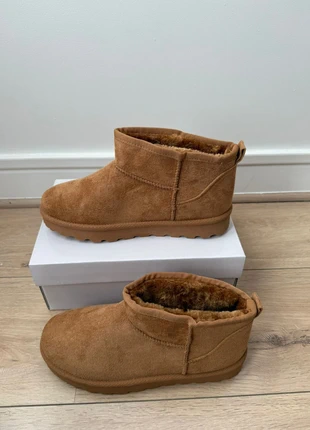 Bottines fourrées camel tendance, 38, jamais portées, brand: Boutique Parisienne, condizioni: Ottime, taglia: 38, €20.00, €21.70 include la Protezione acquisti Pro