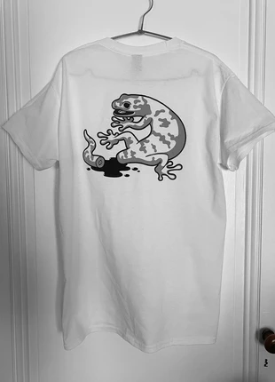 T-shirt blanc marque Parallel, brand: Parallel, condition: Very good, size: L, €8.00, €9.10 includes Buyer Protection