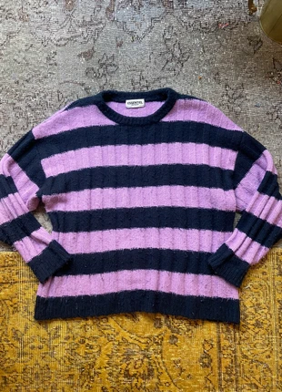 Fluffy oversized Essentiel trui, marque: Essentiel Antwerp, état: Très bon état, taille: S / 36 / 8, 35,00 €, 37,45 € Protection acheteurs incluse