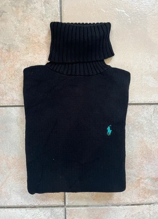 Pull Ralph Lauren vintage à col roulé - couleur noir et logo brodé bleu ciel - taille XS, marque: Ralph Lauren, état: Très bon état, taille: XS / 34 / 6, 29,90 €, 32,10 € Protection acheteurs incluse