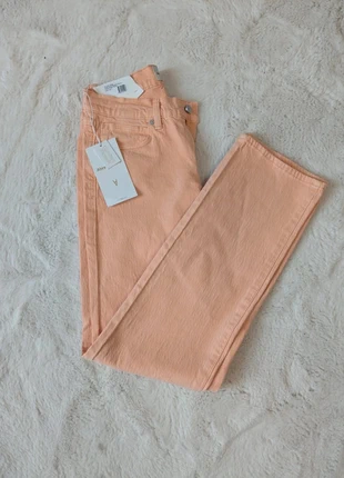 Jeans couleur abricot taille S Abrand Jeans, marque: Abrand Jeans, état: Neuf avec étiquette, taille: S / 36 / 8, 12,00 €, 13,30 € Protection acheteurs incluse