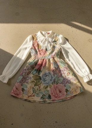 Robe florale Renaissance – manches longues, vintage, élégante, brand: Atelier Lysandra, condition: Very good, size: M, €69.90, €74.10 includes Buyer Protection
