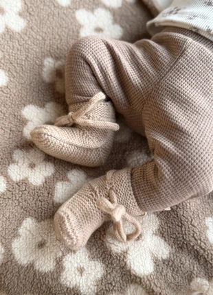 Prematuur/newborn slofjes, marque: bymirandless, état: Neuf avec étiquette, taille: 15 et moins, 21,95 €, 23,75 € Protection acheteurs incluse