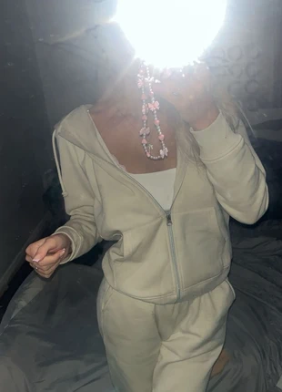 beige zip up tracksuit, brand: TikTok Shop, condition: Very good, size: XS / 6, £10.00, £11.20 includes Buyer Protection
