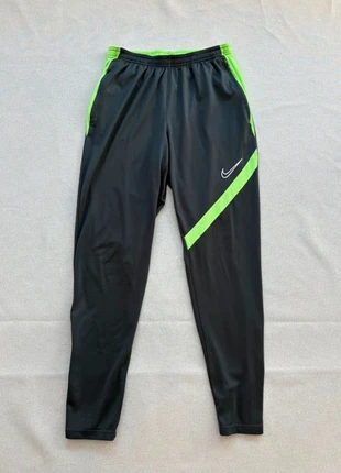 💥 Nike Dri-Fit Sports Pants Negro y verde Runnig/Training, marque: Nike, état: Très bon état, taille: M, 17,40 €, 18,97 € Protection acheteurs incluse