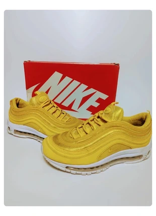 Sneakers Nike Air Max 97- Jaune Moutarde - Taille 39 - Bon état, marque: Nike, état: Bon état, taille: 39, 19,90 €, 21,60 € Protection acheteurs incluse