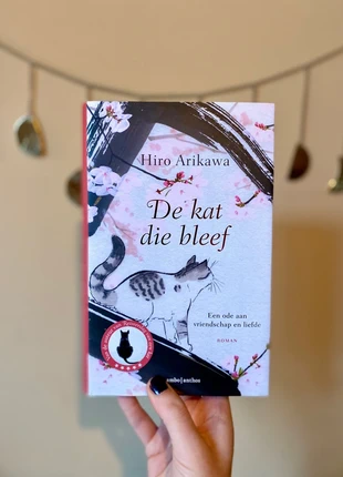 De kat die bleef - Hiro Arikawa, staat: Nieuw met prijskaartje, € 8,00, € 9,10 inclusief Kopersbescherming
