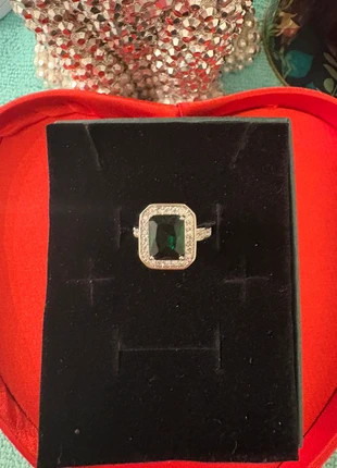 Bague, marke: Carré, zustand: Neu, größe: 51.8 mm / 16.5 mm Ø, 5,00 €, 5,95 € inklusive Vinted-Käuferschutz