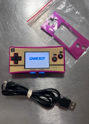 Console Nintendo game boy micro, marque: Nintendo, état: Bon état, 110,00 €, 116,20 € Protection acheteurs incluse