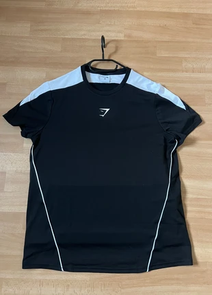 T-shirt Gymshark couleur noir, taille M. Jamais utilisé, marque: Gymshark, état: Neuf avec étiquette, taille: M, 23,00 €, 24,85 € Protection acheteurs incluse