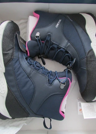 Bottines Geox Sentiero marine et fuschia pointure 36, marque: Geox, état: Neuf avec étiquette, taille: 36, 55,00 €, 58,45 € Protection acheteurs incluse