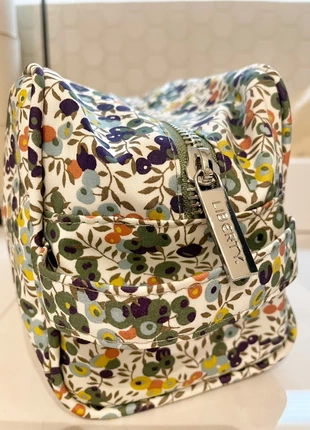 Liberty London Wash Bag, brand: Liberty of London, condition: New without tags, £30.00, £32.20 includes Buyer Protection