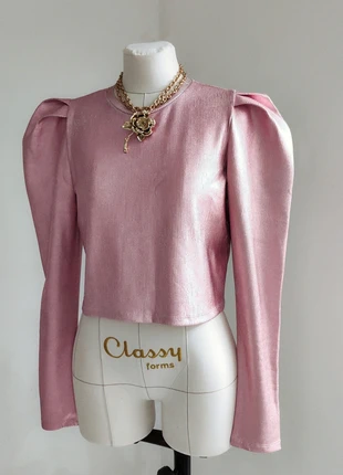 Top a coste rosa metallico con maniche a sbuffo, marke: Zara, zustand: Neu, mit Etikett, größe: M / 38 / 10, 19,00 €, 20,65 € inklusive Vinted-Käuferschutz