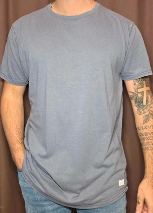 T-shirt Hollister XL Oversize Vintage, marque: Hollister, état: Très bon état, taille: XL, 4,90 €, 5,85 € Protection acheteurs incluse