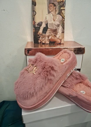 Pantofola donna col rosa, marque: Made In Italy, état: Neuf avec étiquette, taille: 38, 12,00 €, 13,30 € Protection acheteurs incluse