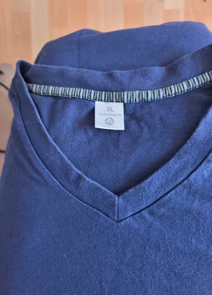 T-shirt en coton bleu marine John Adams Taille xl neuf, merk: John Adams, staat: Nieuw zonder prijskaartje, maat: XL, € 2,10, € 2,91 inclusief Kopersbescherming