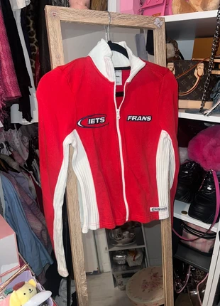Haut gilet rouge et blanc Urban Outfitters, brand: Urban Outfitters, condition: Very good, size: XS / 34 / 6, €35.00, €37.45 includes Buyer Protection