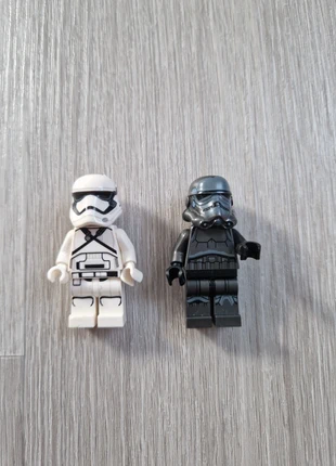 Lot 2 Figurines Lego Star Wars, brand: LEGO Star Wars, condition: Good, size: 8 years / 128 cm, €10.00, €11.20 includes Buyer Protection