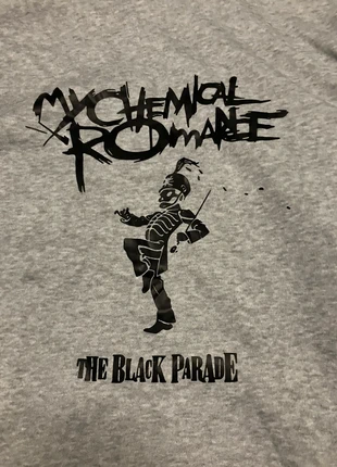 Grijze Hoodie My Chemical Romance, merk: My Chemical Romance, staat: Nieuw met prijskaartje, maat: L, € 27,50, € 29,58 inclusief Kopersbescherming