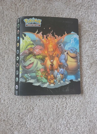 Classeur Pokemon petit format, marke: Pokémon, zustand: Sehr gut, 4,00 €, 4,90 € inklusive Vinted-Käuferschutz