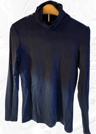 Camisola básica de gola alta – justa e elegante!, brand: Easy Wear, condizioni: Ottime, taglia: XS / IT 38 / EU 34, €2.50, €3.33 include la Protezione acquisti