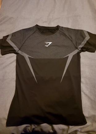 Tee-shirt compression onyx V5 blanc, marque: Gymshark, état: Neuf sans étiquette, taille: M, 40,00 €, 42,70 € Protection acheteurs incluse
