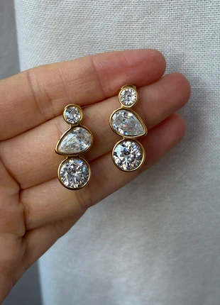 Boucle d’oreille 3 strass en acier inoxydable, condizioni: Ottime, €13.90, €15.30 include la Protezione acquisti Pro