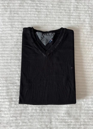 Pull col V Tommy Hilfiger Femme, marke: Tommy Hilfiger, zustand: Sehr gut, größe: XL / 42 / 14, 10,00 €, 11,20 € inklusive Vinted-Käuferschutz