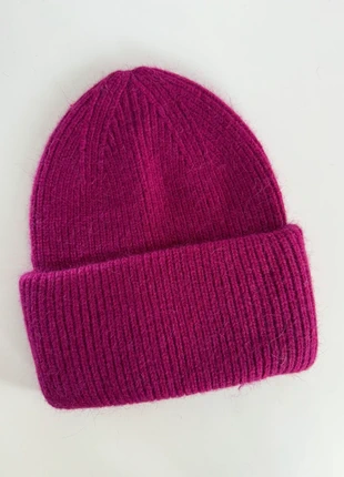 Bonnet neuf couleur framboise laine & angora, marque: Angora, état: Neuf avec étiquette, taille: Taille unique, 12,00 €, 13,30 € Protection acheteurs incluse