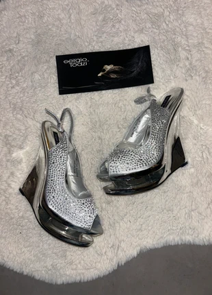 Magnifique escarpins talons femme neuf avec étiquette taille 37 chic glamour, marque: Boutique Italiana, état: Neuf avec étiquette, taille: 37, 12,00 €, 13,30 € Protection acheteurs (Pro) incluse