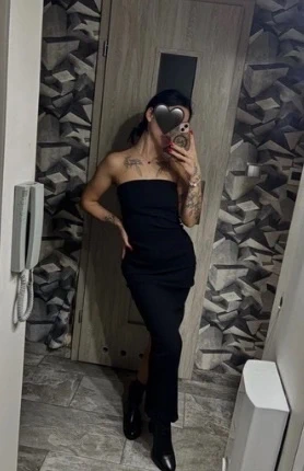 Długa czarna prążkowana sukienka, brand: Shein, condition: Good, size: XS / 34 / 6, €25.00, €26.95 includes Buyer Protection