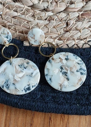 Oorbel beige meerkleurig print🍀, staat: Nieuw zonder prijskaartje, € 3,50, € 4,38 inclusief Kopersbescherming