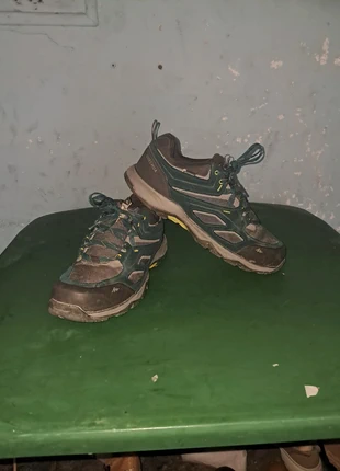 Zapatillas de montaña T45, marque: Quechua, état: Bon état, taille: 45, 7,00 €, 8,05 € Protection acheteurs incluse