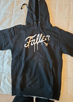 Felpa Fallen, brand: Fallen, condizioni: Buone, taglia: S, €12.00, €13.30 include la Protezione acquisti